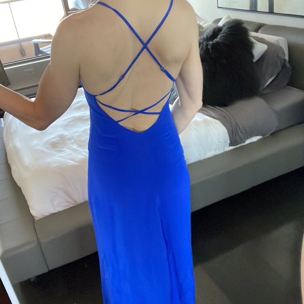 Beautiful dress gorgeous with the wind and all the layers